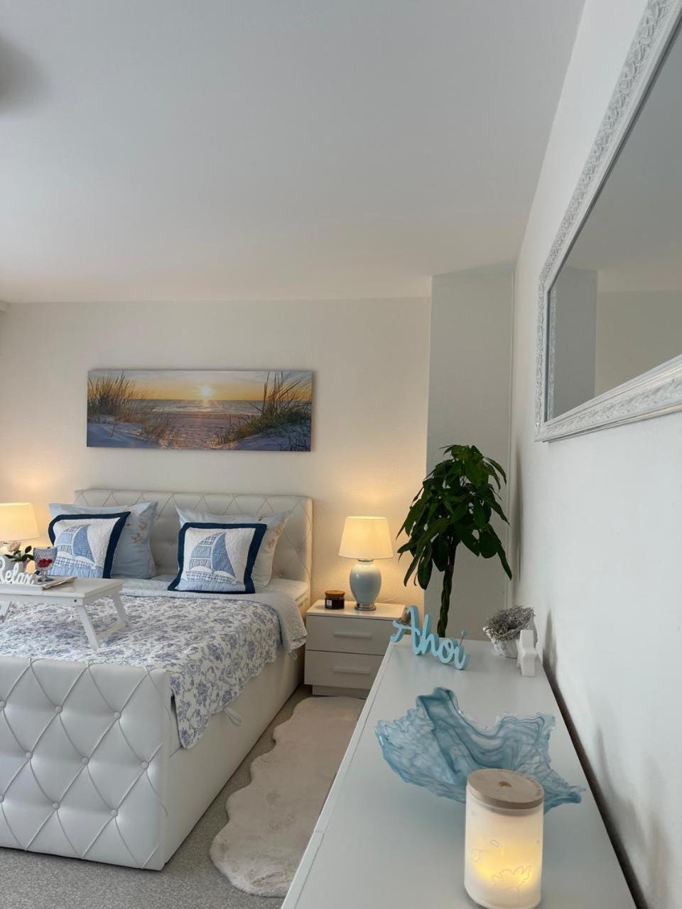 Ferienwohnung Strandoase Inklusive Terrasse Und Parkplatz - Sonnenseite Scharbeutz Ngoại thất bức ảnh
