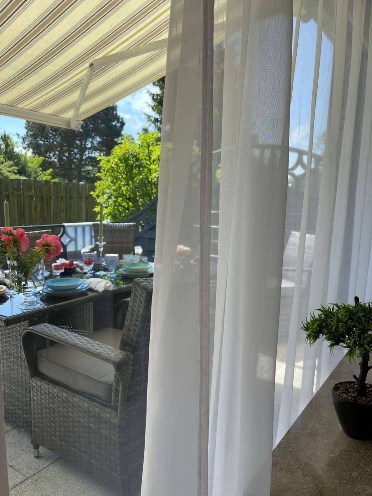 Ferienwohnung Strandoase Inklusive Terrasse Und Parkplatz - Sonnenseite Scharbeutz Ngoại thất bức ảnh